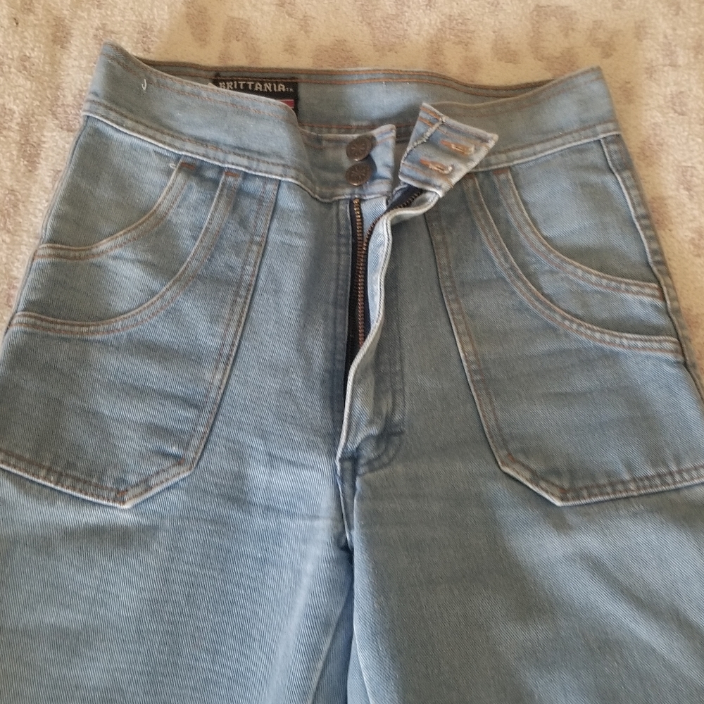 Vintage Bell bottom flared jeans light colored